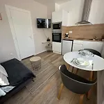 Lerelaisdodileqsl - - Hyper Centre - Free Wifi - Ideal Couple & Famille Apartamento Cambrai