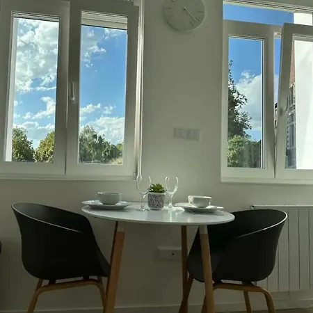 Lerelaisdodileqsl - - Hyper Centre - Free Wifi - Ideal Couple & Famille Apartamento Cambrai
